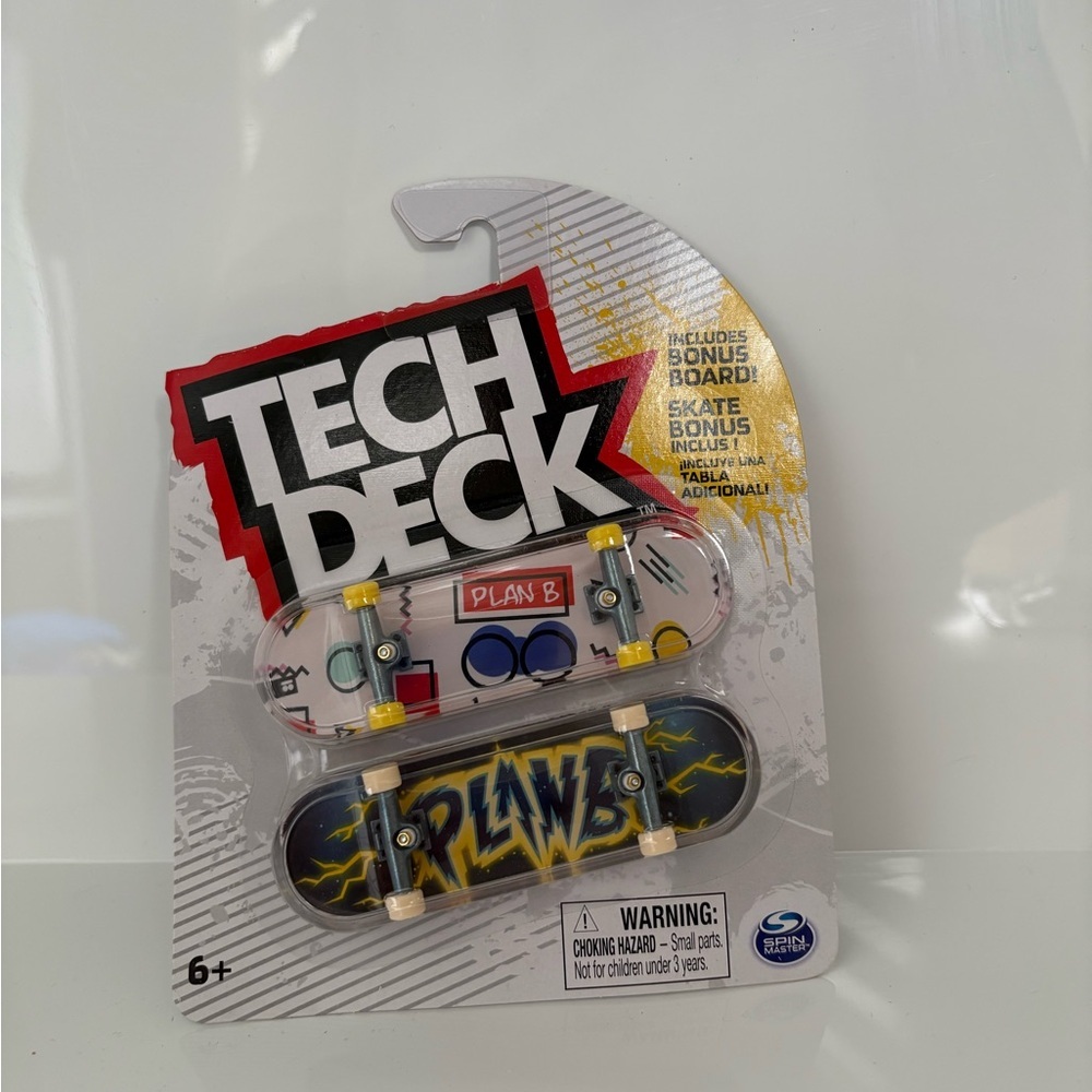 BRAND NEW SEALED BONUS TECH DECK PLAN B SERIES